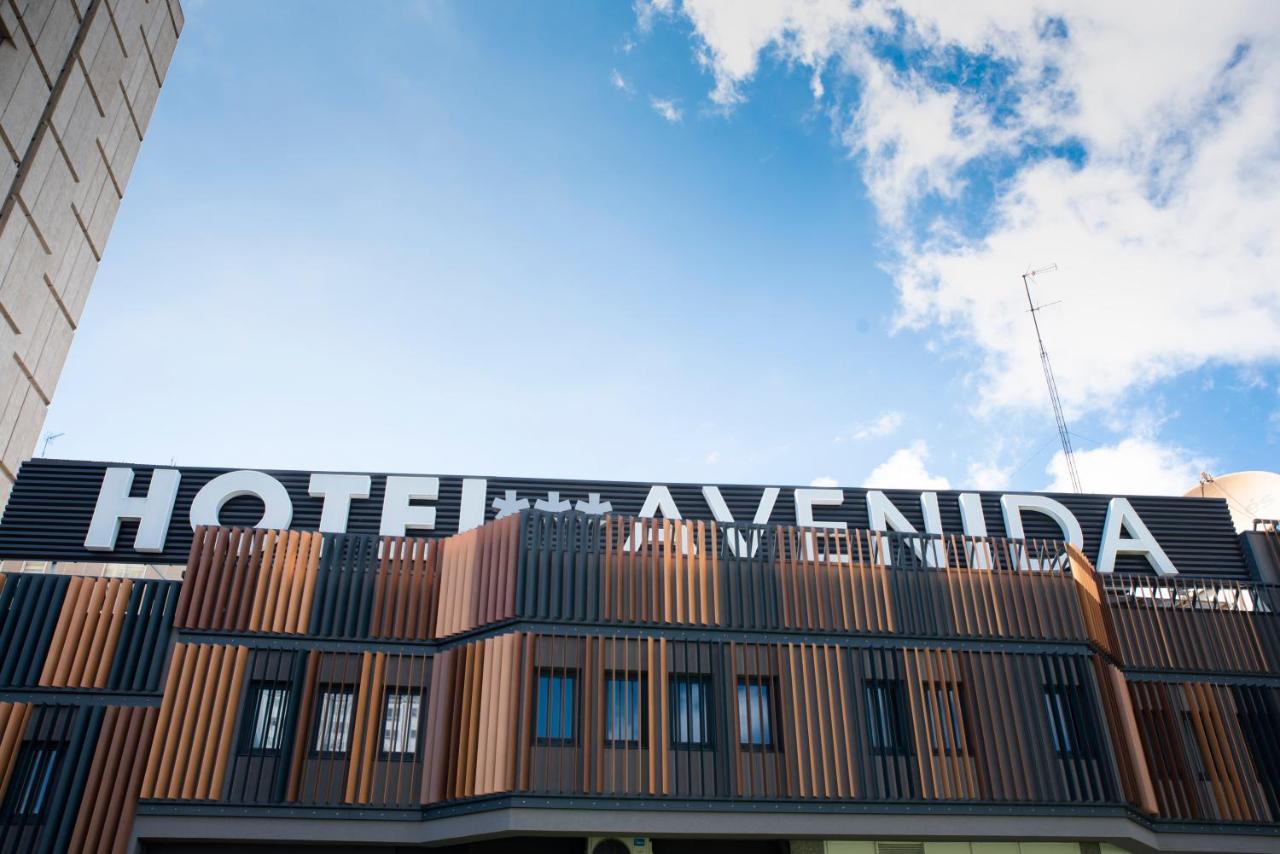 Hotel Avenida A Coruna Bagian luar foto