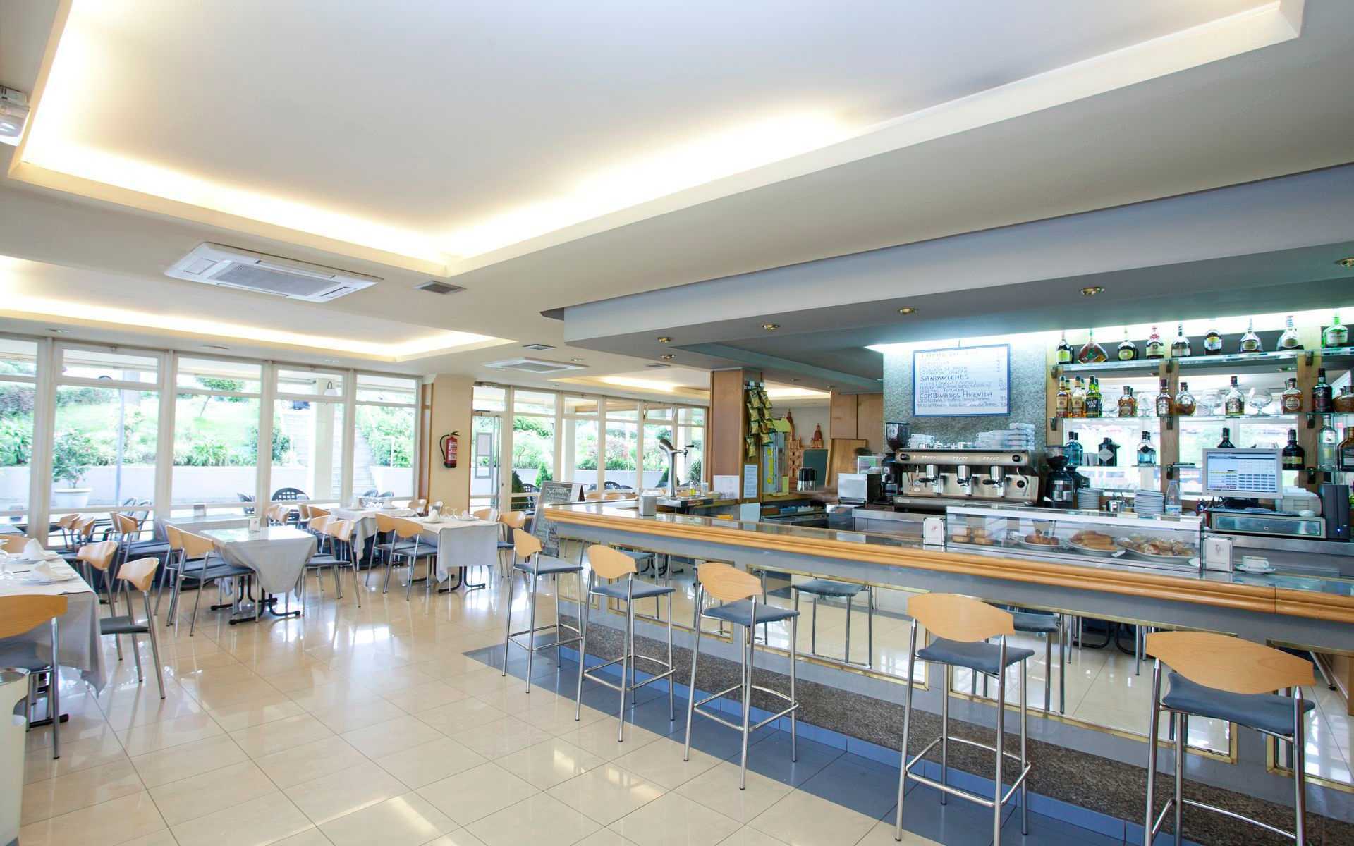 Hotel Avenida A Coruna Restoran foto
